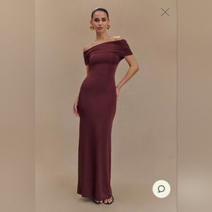 Meshki IMOGEN Off Shoulder Slinky Maxi Dress - Mahogany Size S